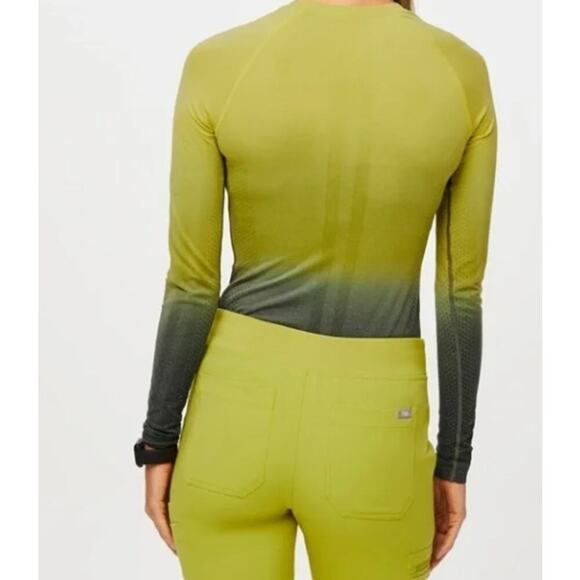 Figs Salta Underscrub Seamless Long Sleeve Ombre Limeade Size XS - Picture 8 of 8
